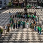 Laço humano destaca o Dia Global da Saúde Psicológica no Funchal