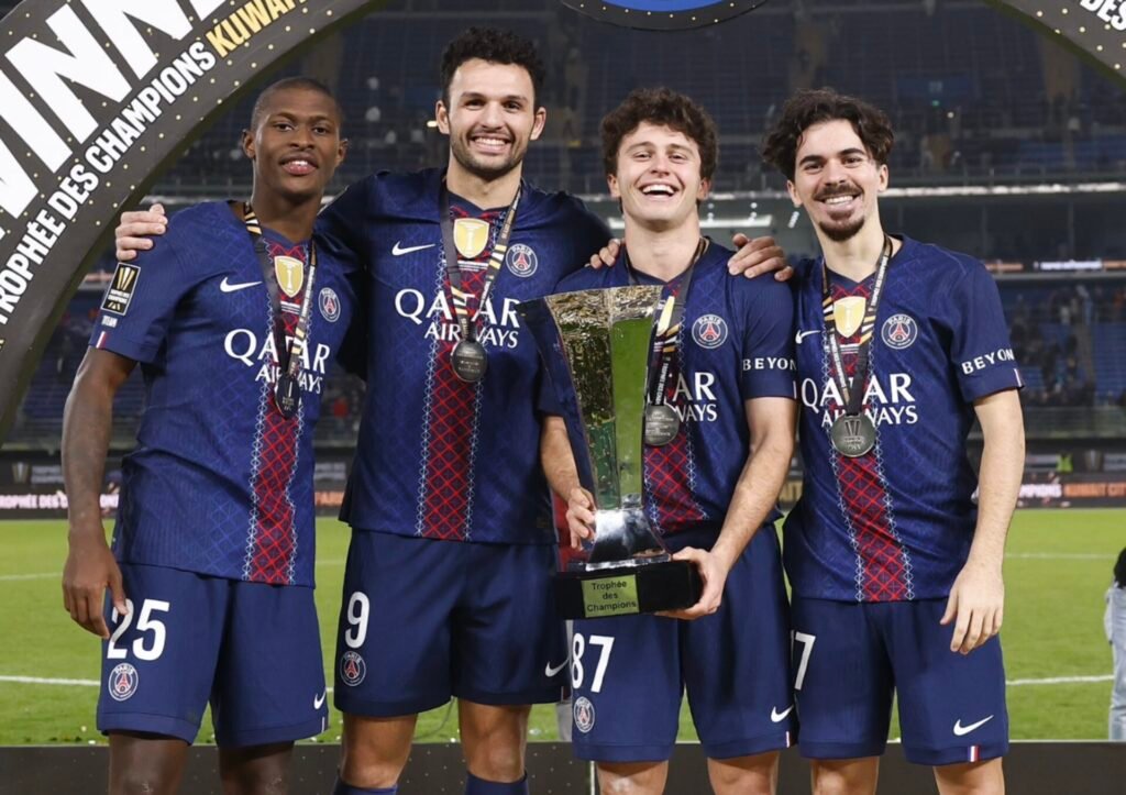 Restou apenas 1 lusitano na Liga Conferência e não existem outros na Liga Europa além do Braga: quem são os atletas portugueses permanecendo nas competições europeias?