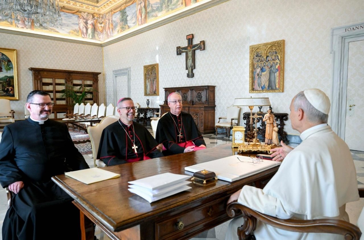 O Papa disponibiliza 62 itens das coleções culturais dos Museus Vaticanos à Conferência Episcopal do Canadá