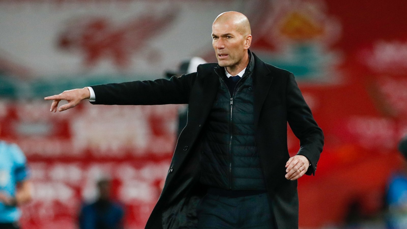 Real Madrid: A época de Zinédine Zidane como a opção preferida de Florentino Pérez, mas já não chega a tempo.