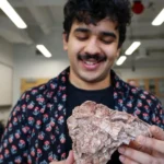 Um fóssil esmagado revelou um dinossauro que não deveria ter existido.