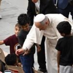 Leão XIV prioriza a proteção dos necessitados e dos deslocados, na atuação da Igreja