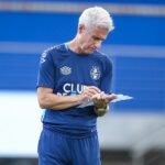 Grêmio de Luís Castro iguala com Palestino e ex