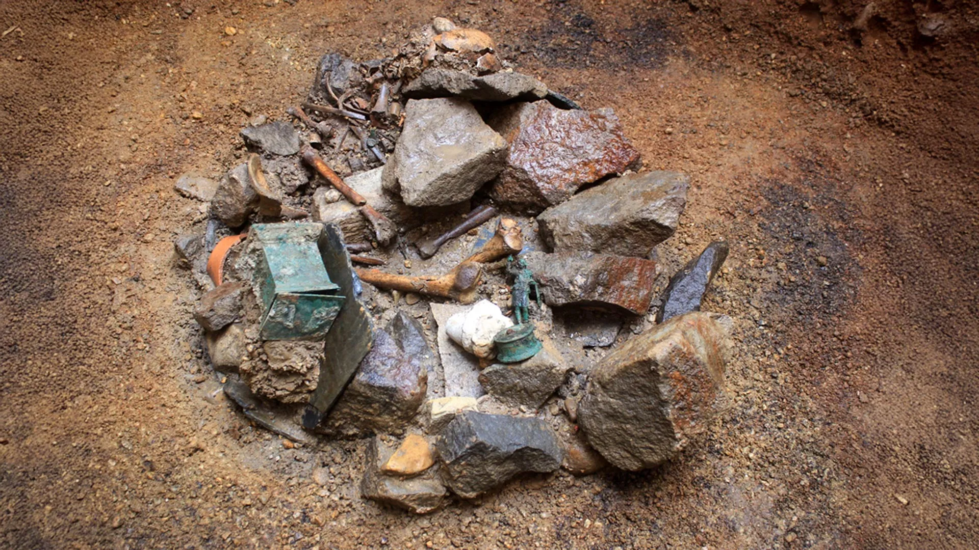Santuário Romano Submerso Descoberto Sob Frankfurt Sugere Rituais Surpreendentes