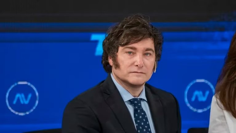 Domingo crucial: argentinos escolhem para determinar a persistência das transformações de Milei