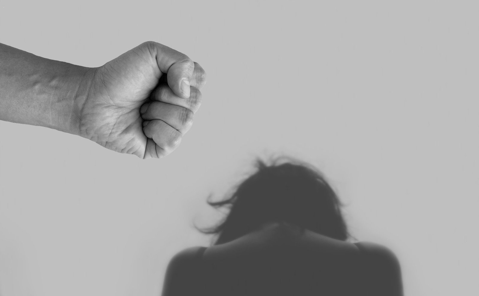 Seis falecidos e acima de 7.700 casos de agressão familiar em 90 dias