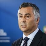 Retorno às aulas: titular da Educação assegura que “não existe escassez de docentes”