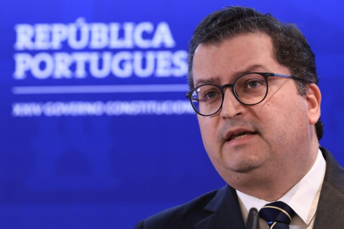 “Atualização ‘enfatizada’ da obrigação estatal é ‘indicativo de caminho fiscal cauteloso e responsável’, afirma chefe da Fazenda”