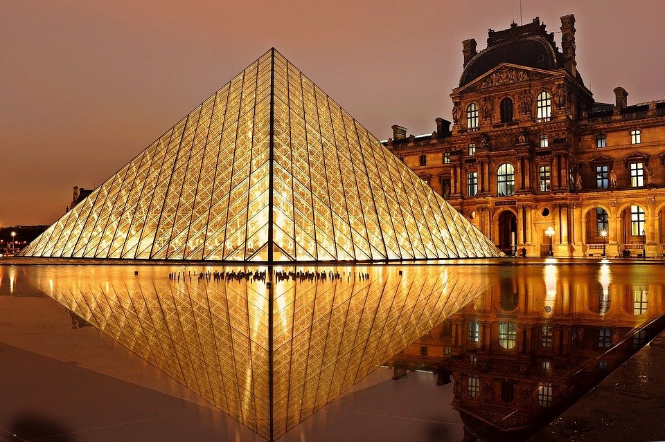 Este é o projeto de 800 milhões de euros para revitalizar o Louvre e permitir que a Mona Lisa “respire”.